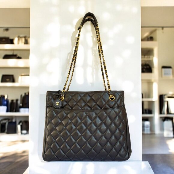 CHANEL Shopper Bag Double Chain Quilted Black Lambskin Large Tote CC Authentic - Picture 4 of 16